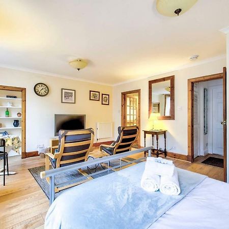Joivy Royal Mile Apartment In Prime Location Edimburgo Exterior foto