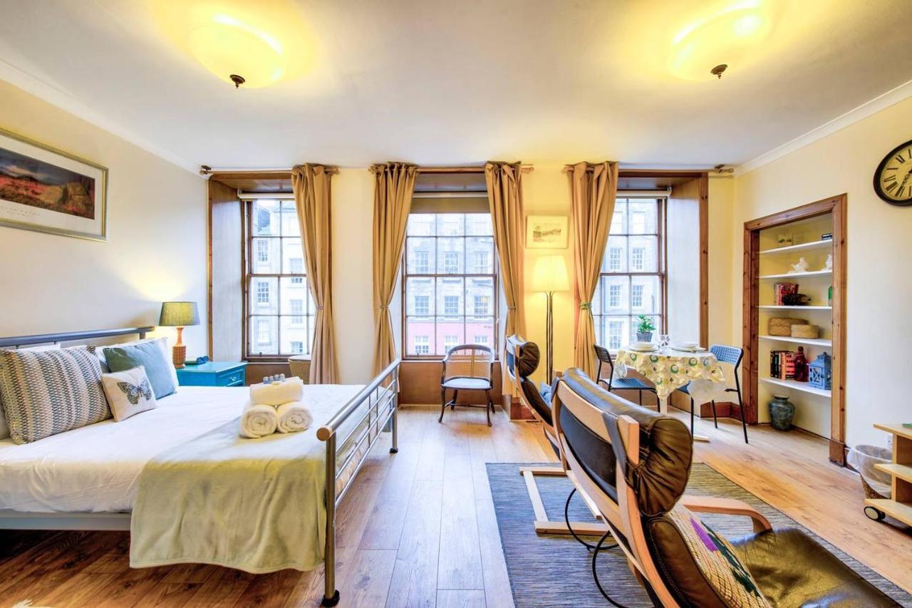 Joivy Royal Mile Apartment In Prime Location Edimburgo Exterior foto