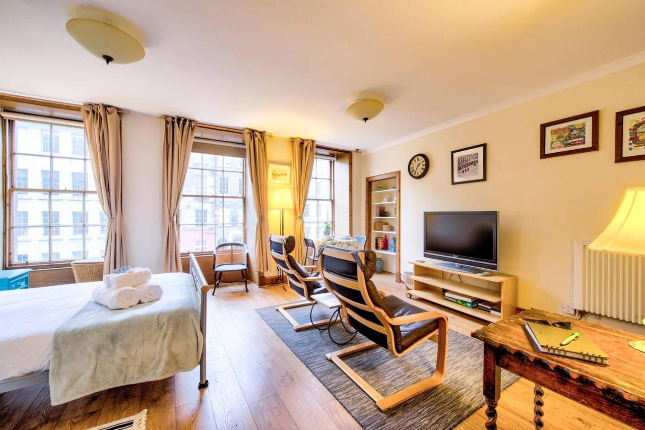 Joivy Royal Mile Apartment In Prime Location Edimburgo Exterior foto