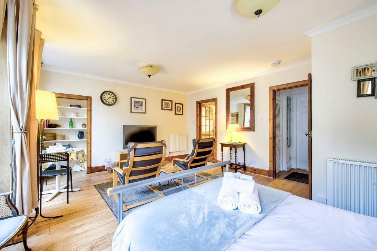 Joivy Royal Mile Apartment In Prime Location Edimburgo Exterior foto