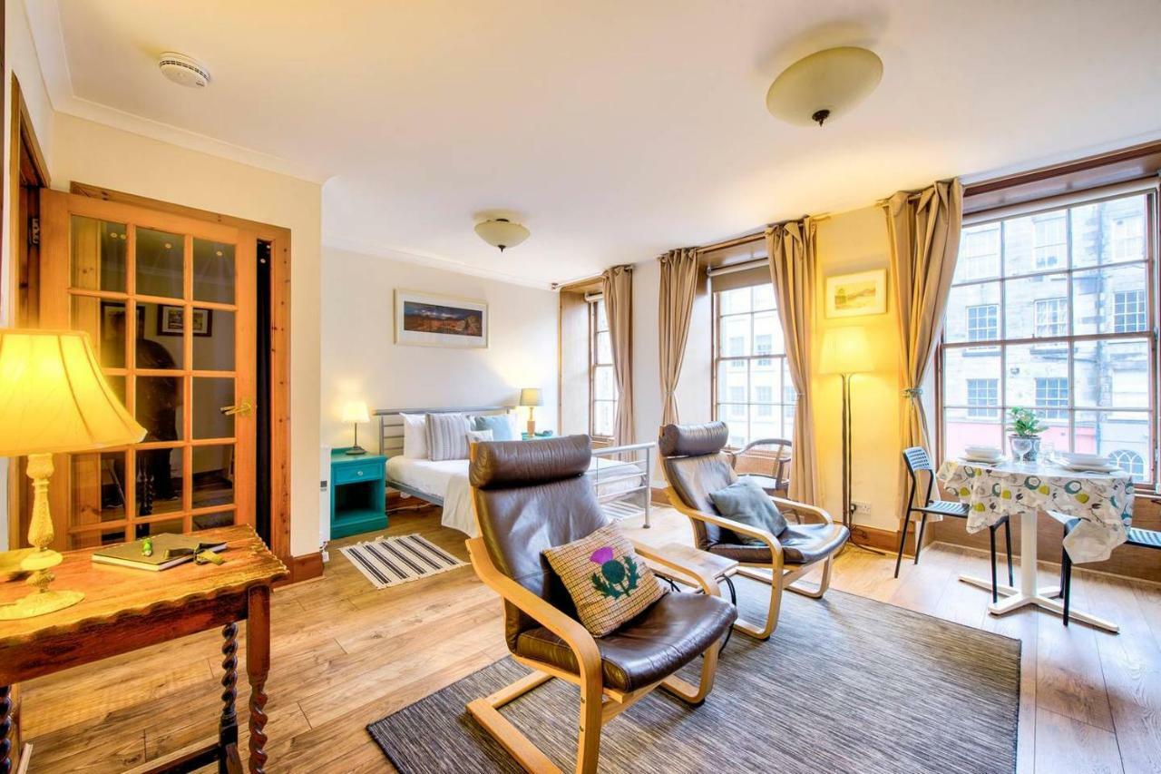 Joivy Royal Mile Apartment In Prime Location Edimburgo Exterior foto